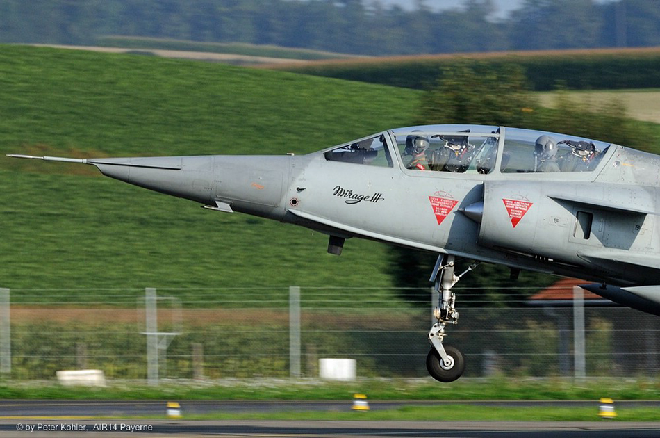 %_tempFileNamecomp_Air14_D300s%20014-%