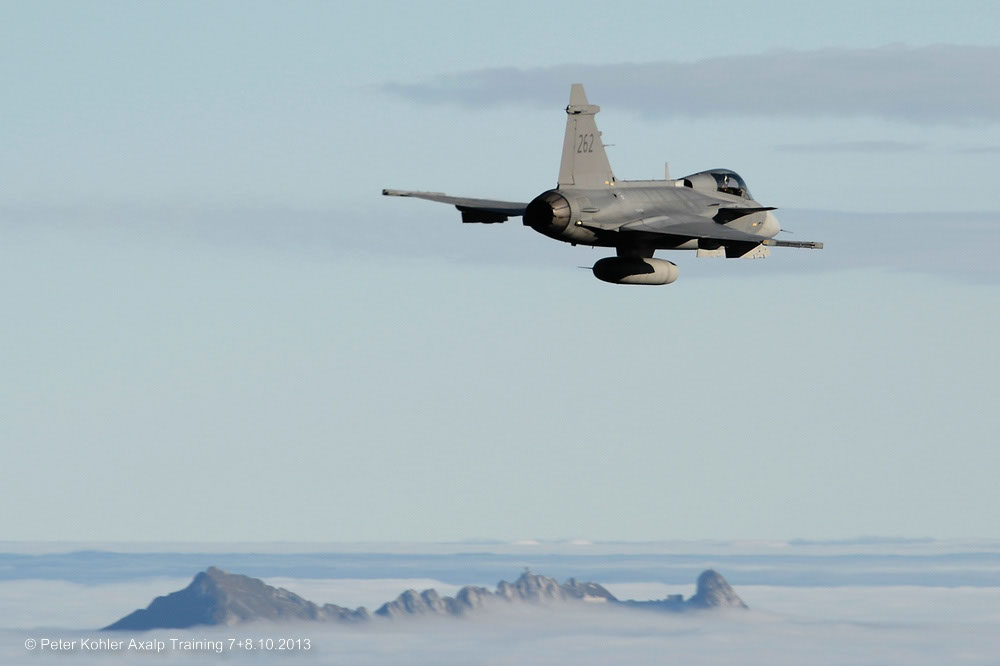 %_tempFileNamecomp_131008_AXA%20385%